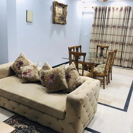 Hotel Bed & Breakfast Islamabad Esterno foto