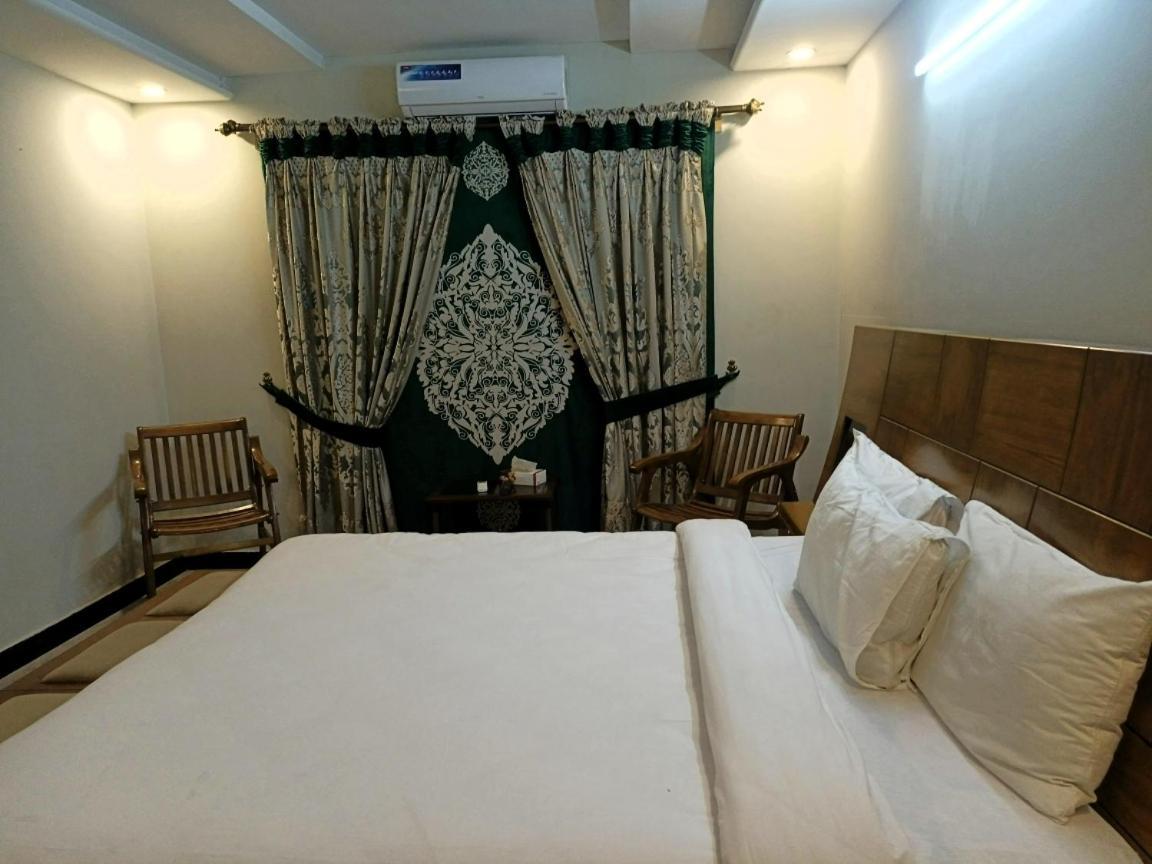 Hotel Bed & Breakfast Islamabad Esterno foto