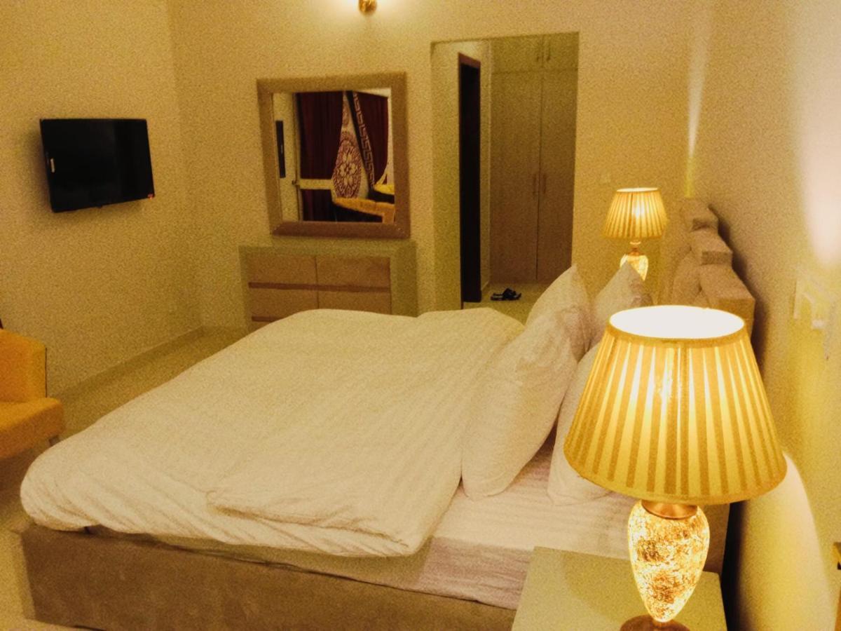 Hotel Bed & Breakfast Islamabad Esterno foto