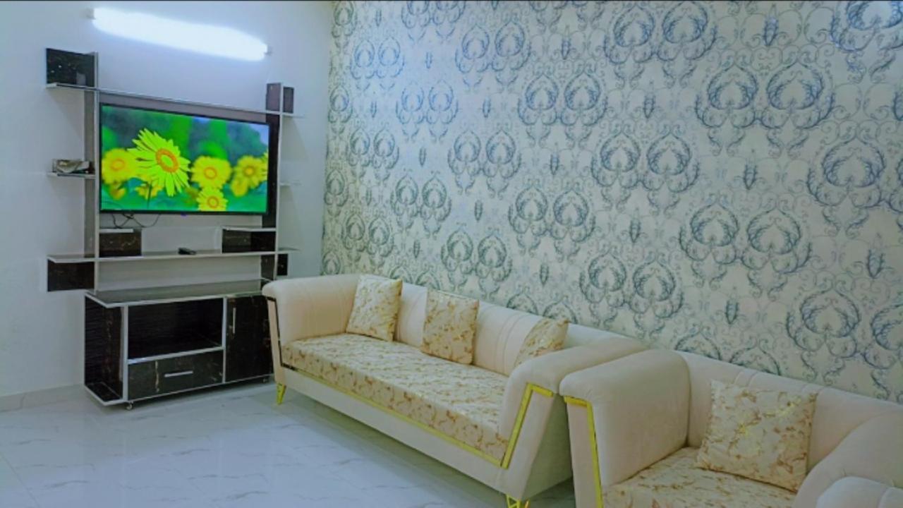 Hotel Bed & Breakfast Islamabad Esterno foto