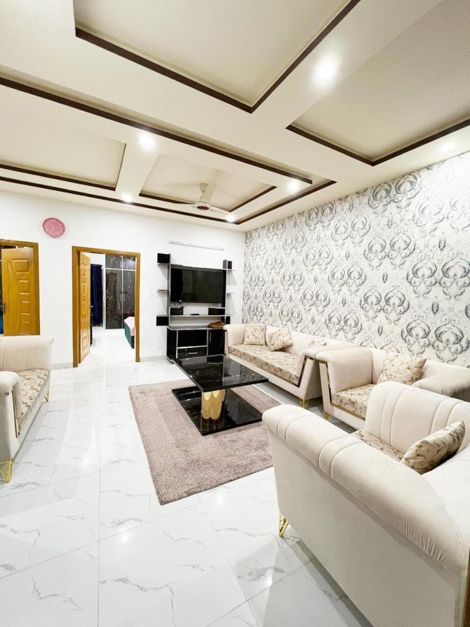 Hotel Bed & Breakfast Islamabad Esterno foto