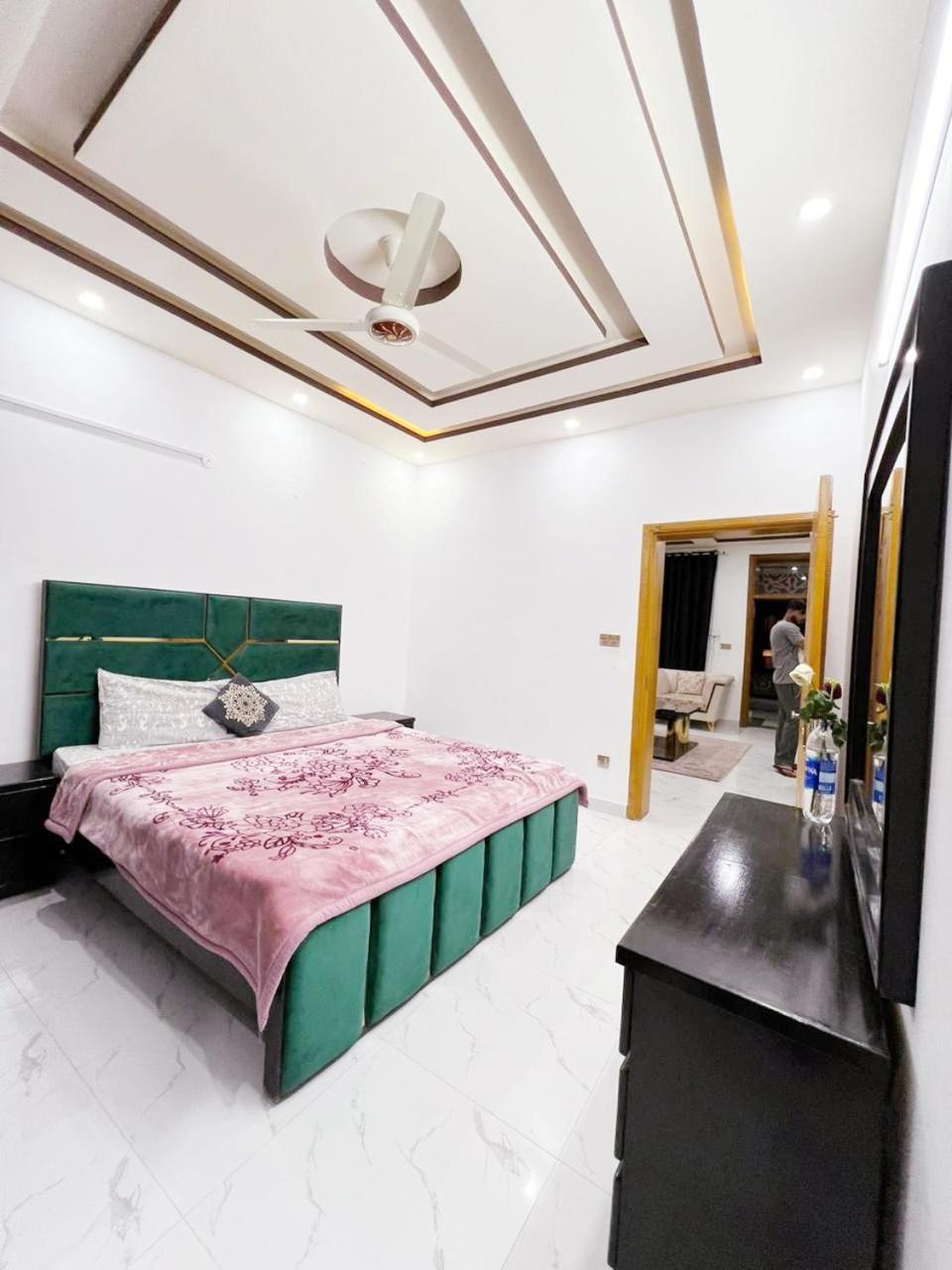 Hotel Bed & Breakfast Islamabad Esterno foto